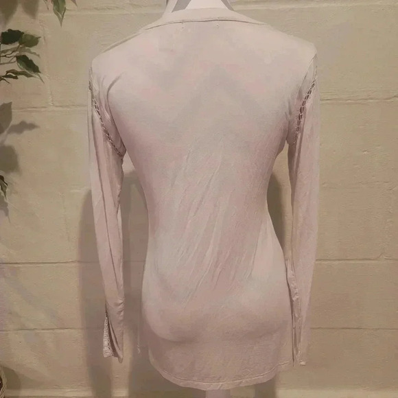 BKE Red Crochet Pheasant Boho Top Size S Vneck Henley BEIGE. EUC - Picture 4 of 10